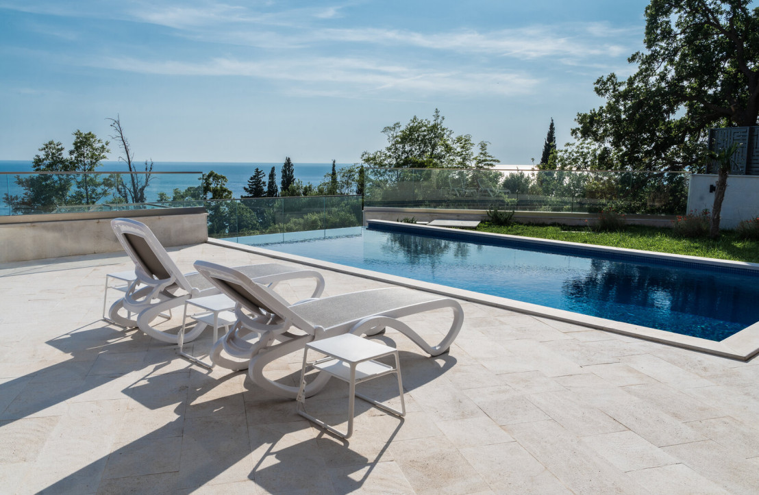 Luxury Villa With Panoramic Views