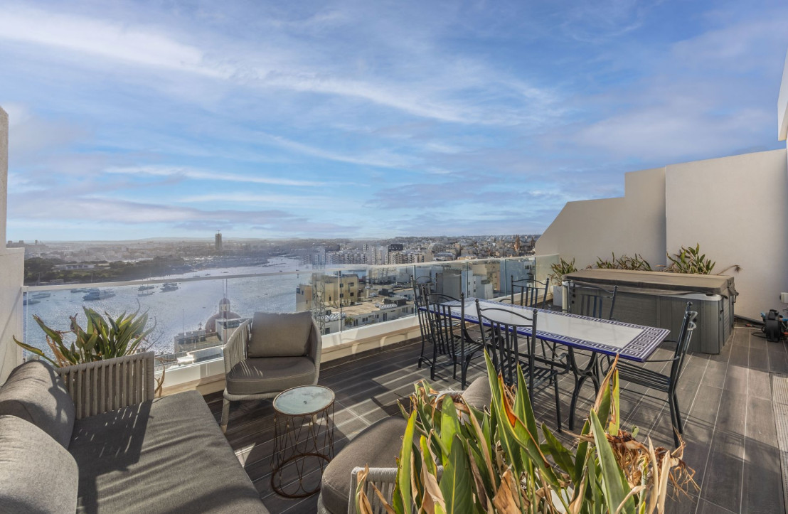 Sliema Seaview Penthouse